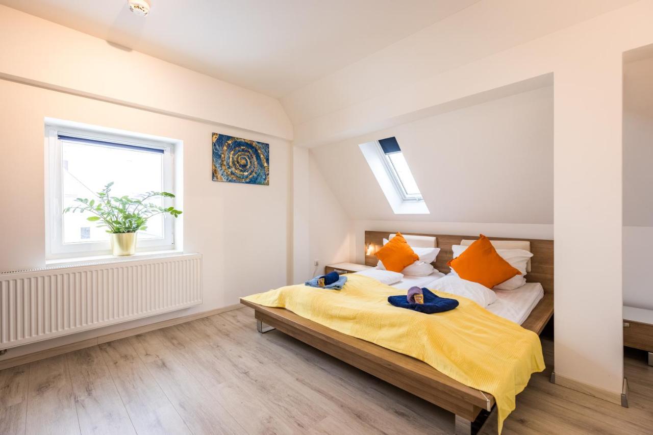 Arbio I Cozy Apartments Augsburg-Lechhausen Kültér fotó